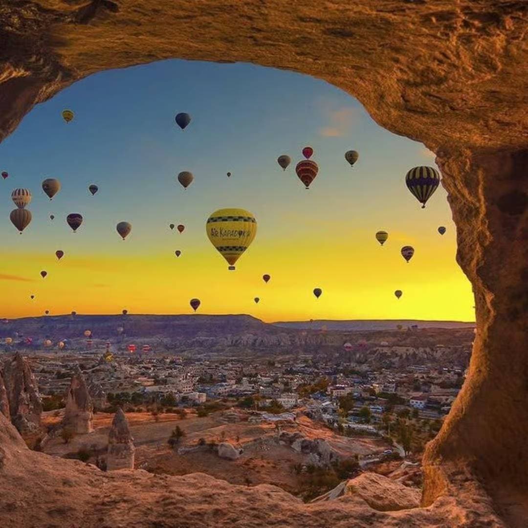 Antalya'dan 2 Günlük Kapadokya Turu (Mağara Oteli Seçeneği Dahil)