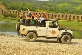 Side Çıkışlı Jeep Safari Turu