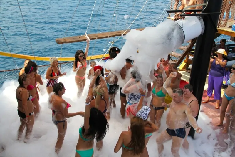 Alanya Dilara-6 Korsan Tekne Turu