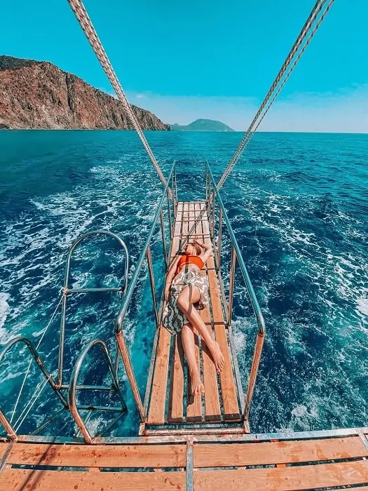 Suluada Poyraz Teknesi: Adrasan Tekne Turu (Transfersiz)