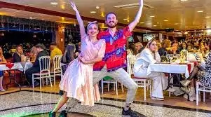 İstanbul'da Akşam Yemeği ve Boğaz Gece Turu (Alkolsüz)
