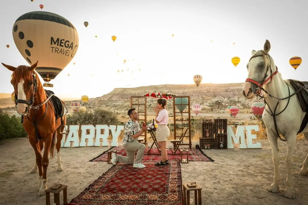 Aşıklar Şehri Kapadokya  Evlilik Teklifi