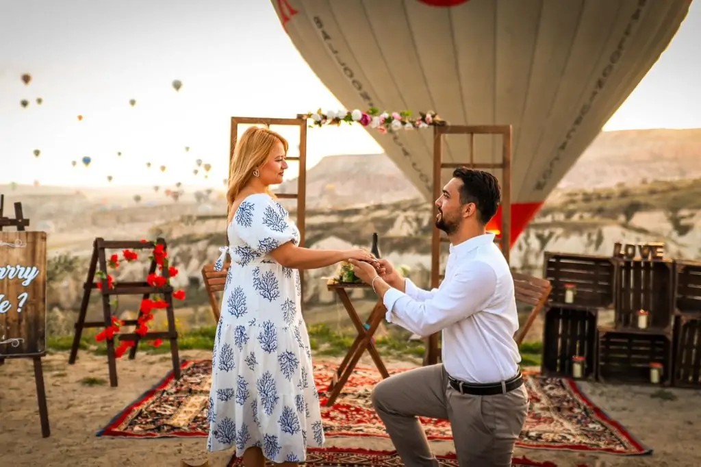 Aşıklar Şehri Kapadokya  Evlilik Teklifi