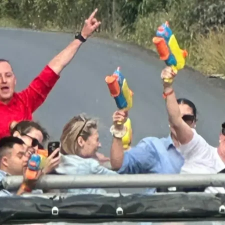 Eğlence Dolu Bir Gün: Alanya Jeep Safari  ve Tekne Turu
