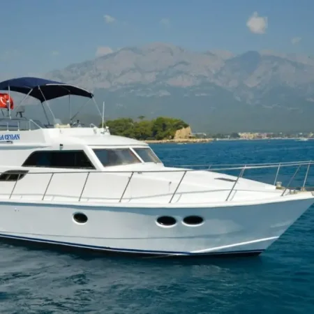 Kemer Çıkışlı VIP Yat Turu – Grey ile Özel Bir Gün