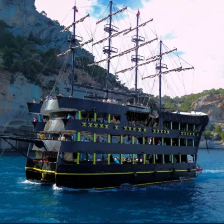 Red Dragon Korsan Tekne Turu