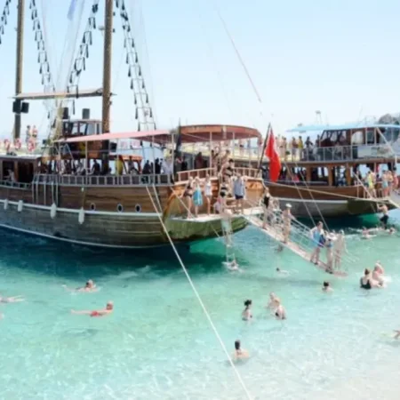Kuşadası Jeep Safari ve Tekne Turu