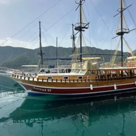 Poyraz 37 ile Suluada’ya Yelken Açın