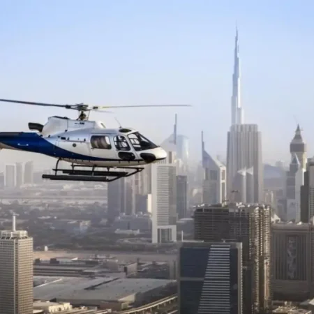THE PALM TOUR – 17 Dakika Helikopter Turu ile Dubai’yi Göklerden Keşfedin!