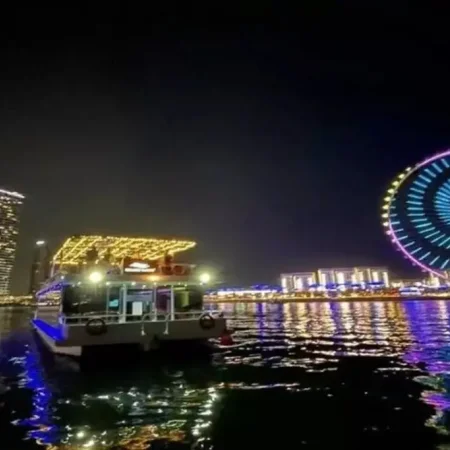 AIN DUBAI HOUSEBOAT – GÜN BATIMI TURU (17:00 – 18:00)