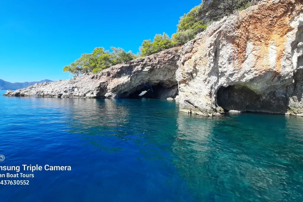 Ekincik Koylarına Özel Tekne Turu