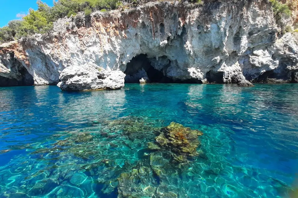 Ekincik Koylarına Özel Tekne Turu