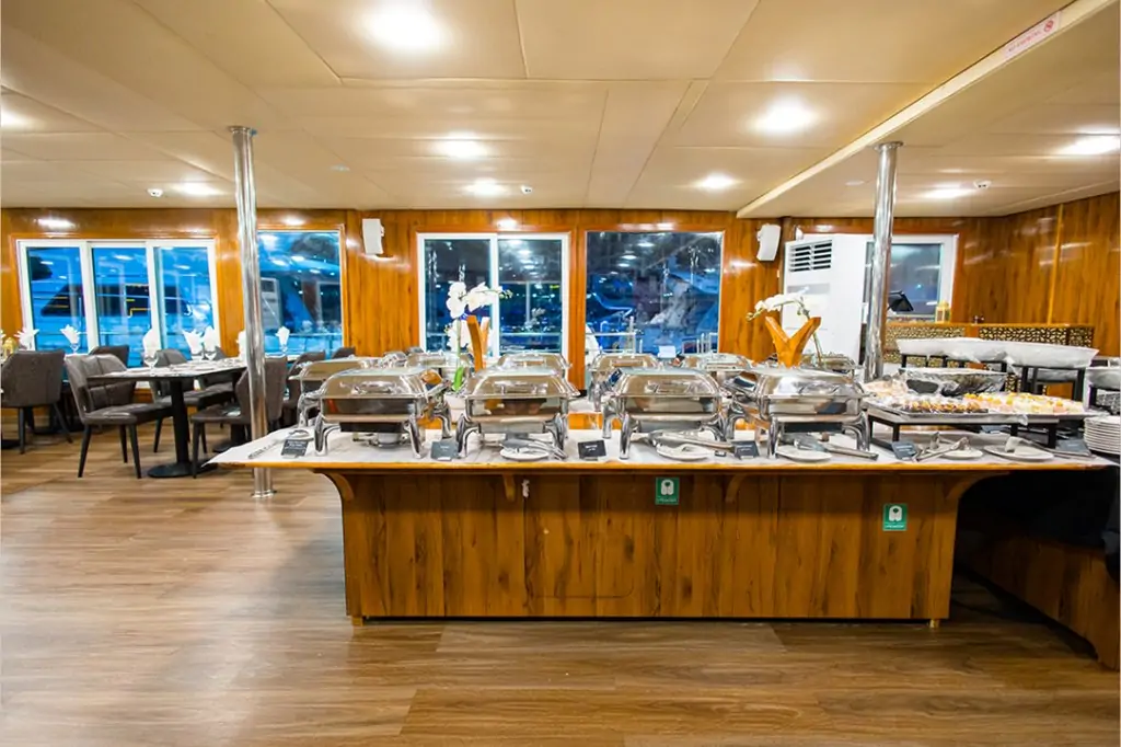 Alexandra Sea Lounge