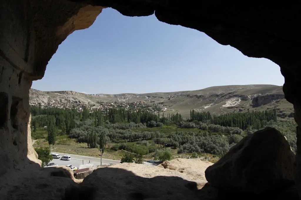 Uçhisar / Zelve / Paşabağ / Aşk Vadisi