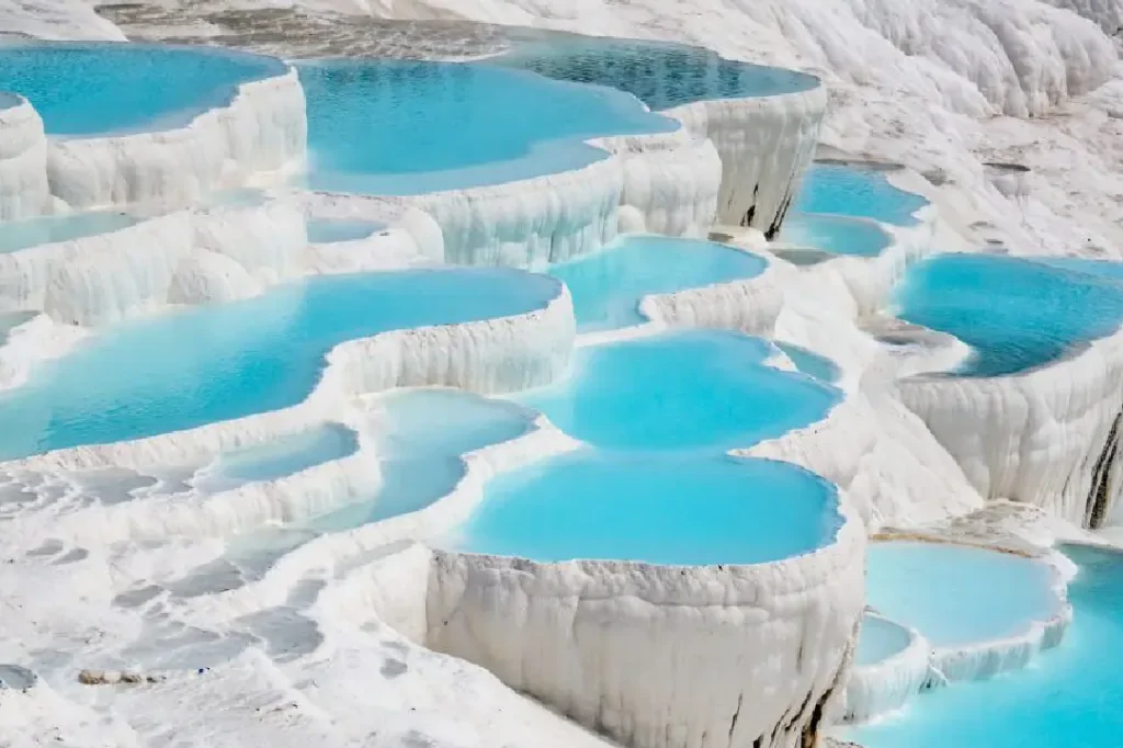 Antalya'da Pamukkale Turu: Travertenleri ve Hieropolis Antik Kentini Keşfet