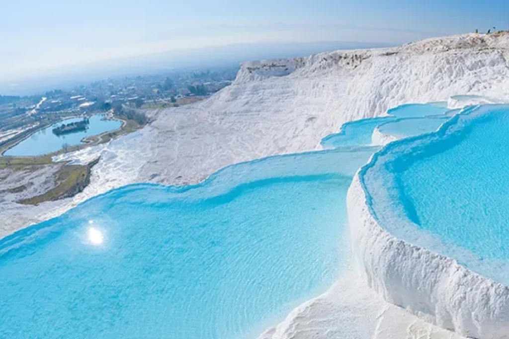 Antalya'da Pamukkale Turu: Travertenleri ve Hieropolis Antik Kentini Keşfet