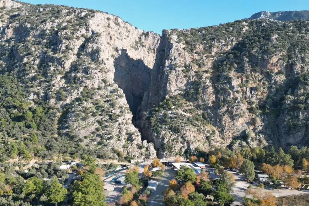 Butik Tlos - Saklıkent Turu (Maks. 18 kişi)